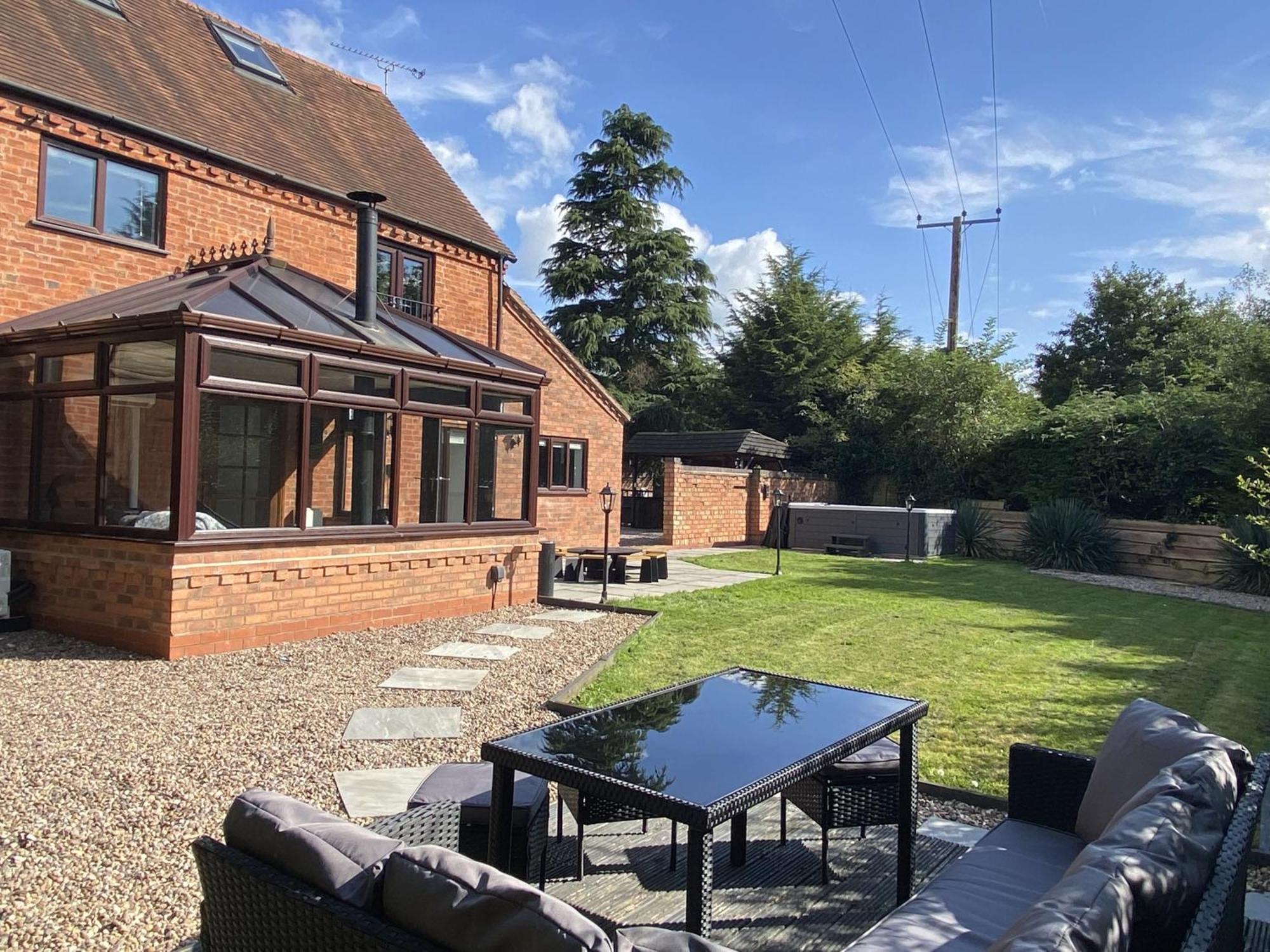 The Coach House Villa Birmingham Exterior foto
