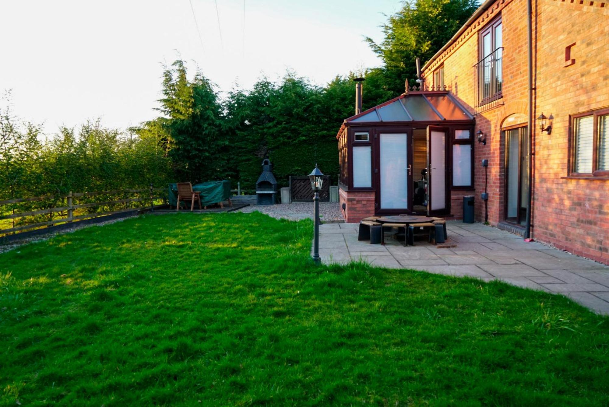 The Coach House Villa Birmingham Exterior foto